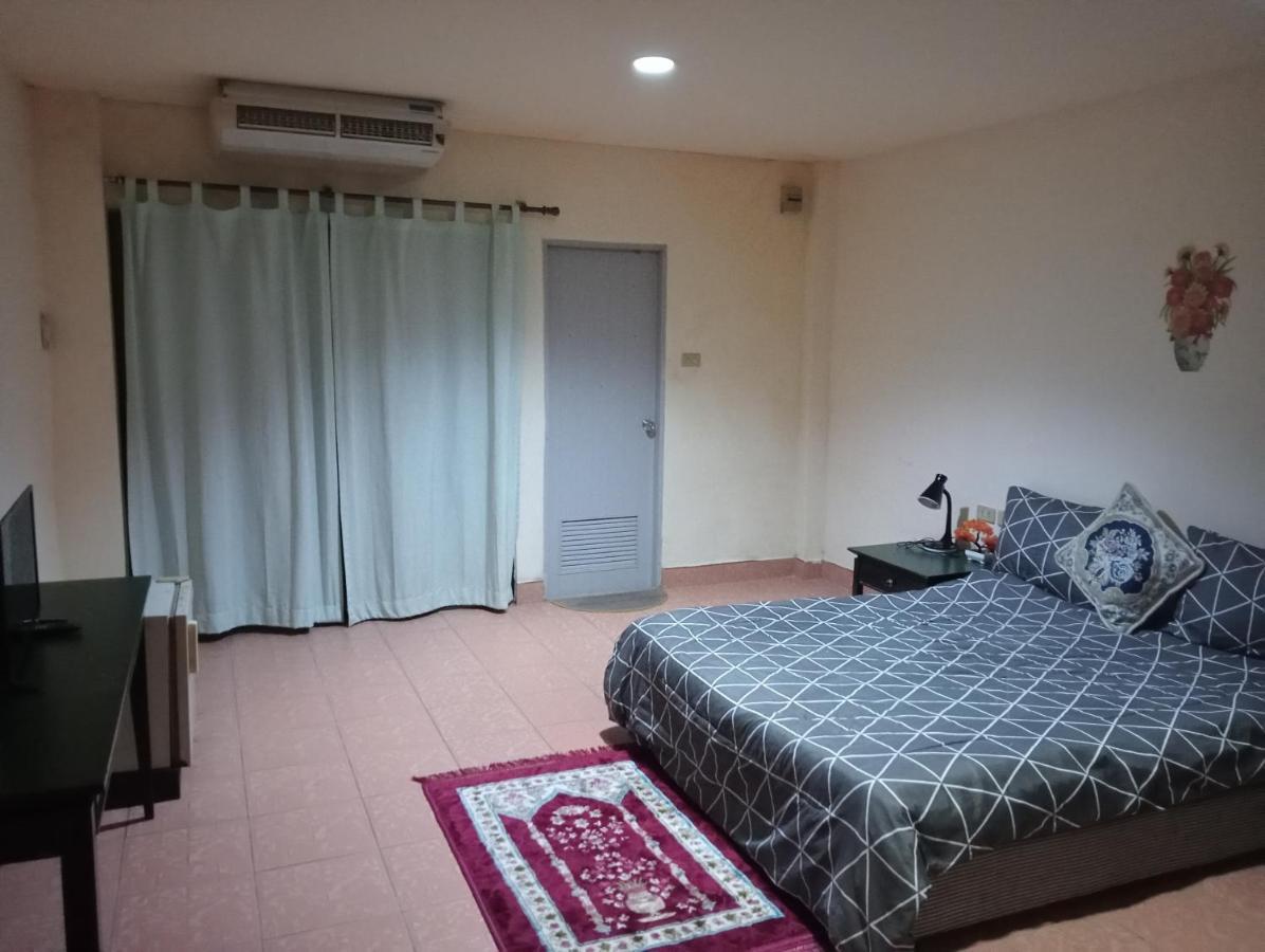Julee Hotel Thai Smile Group Патая Екстериор снимка