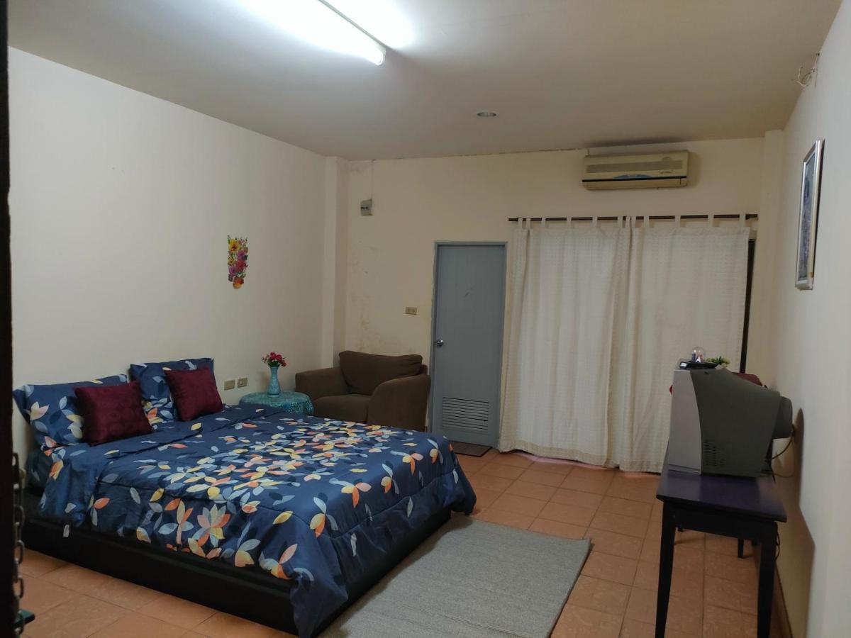 Julee Hotel Thai Smile Group Патая Екстериор снимка